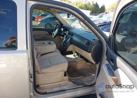 2007 Chevrolet Suburban 1500 Ls from USA, damaged, VIN 3GNFC16J27G294120